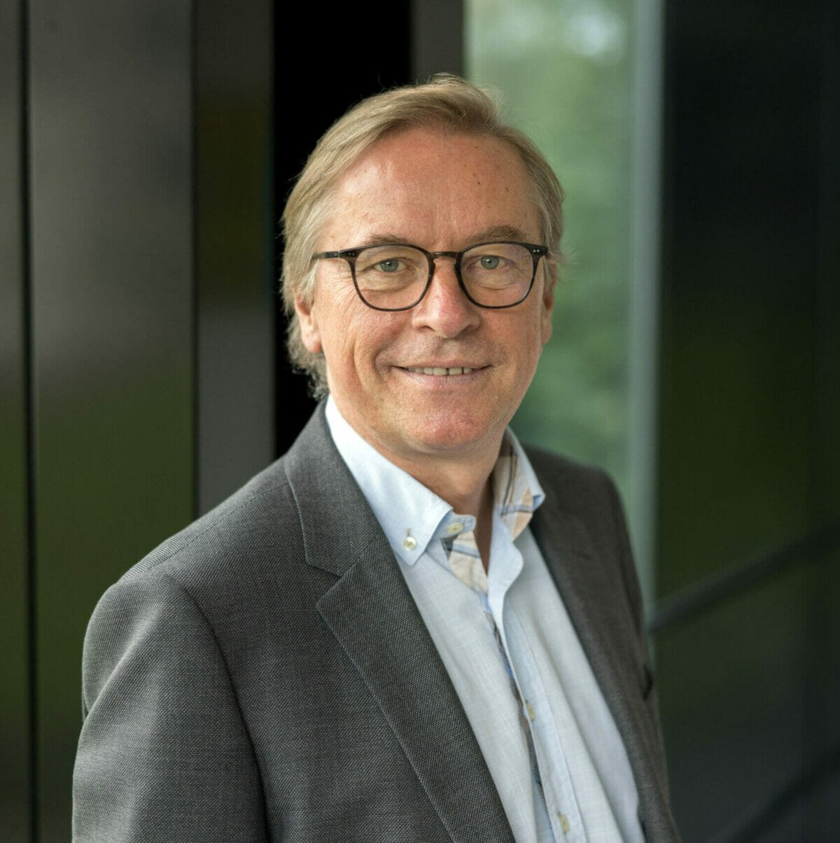 TH 3083 Edited 1200X1204