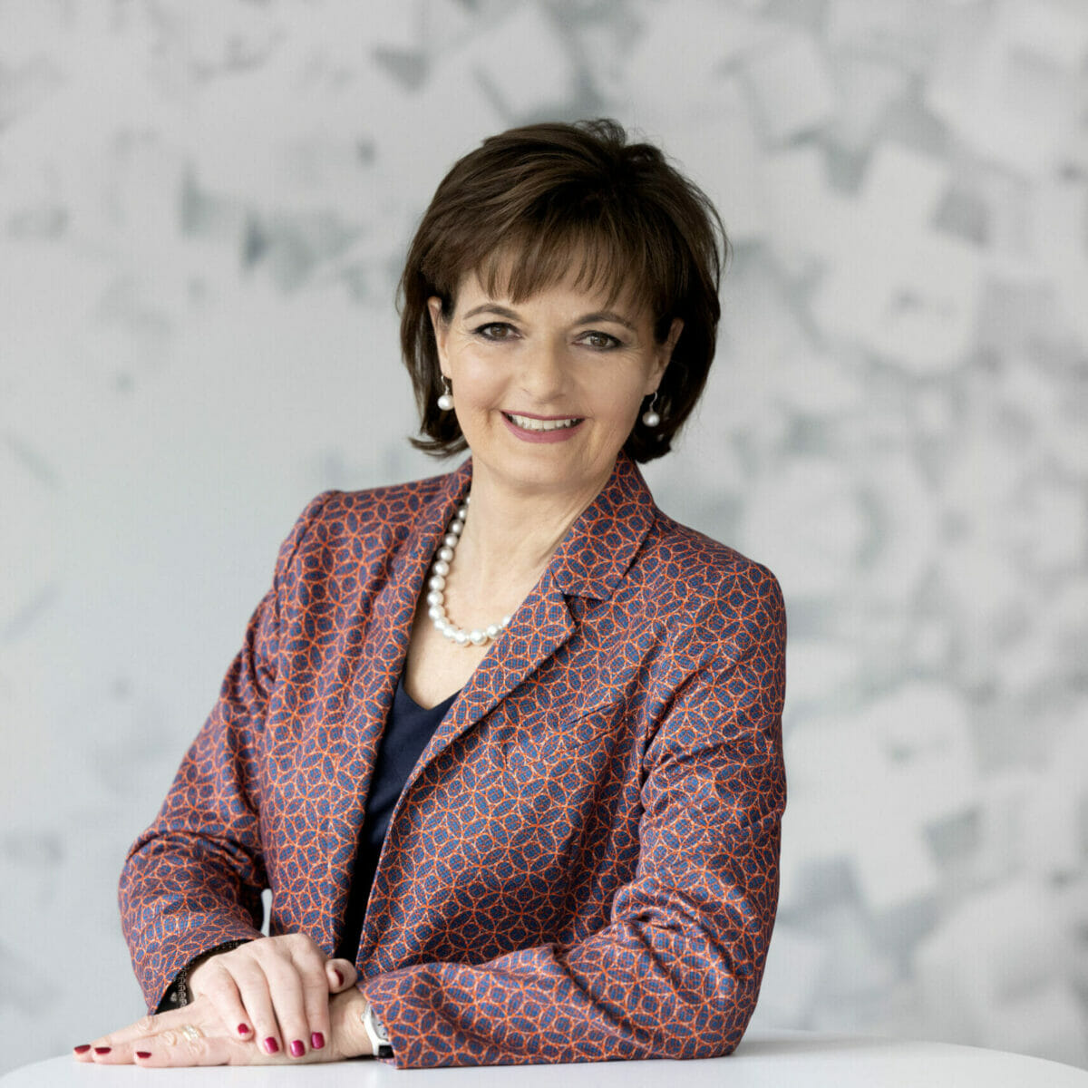 Ruth Metzler Edited 1200X1200